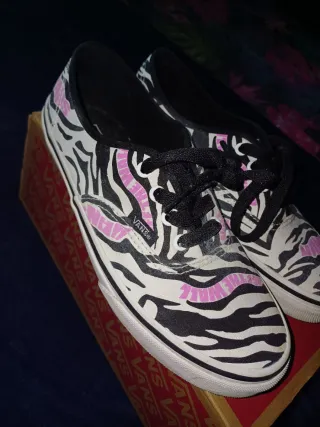 Vans Cebra Rosa y Blanca