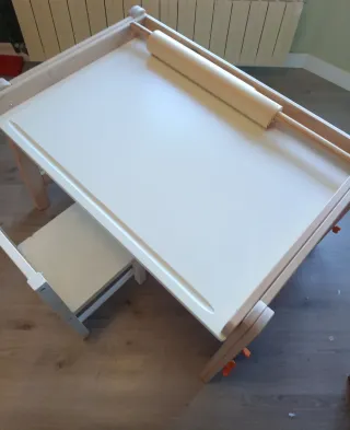 Mesa escritorio infantil regulable