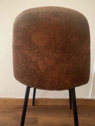 Silla de comedor marrón