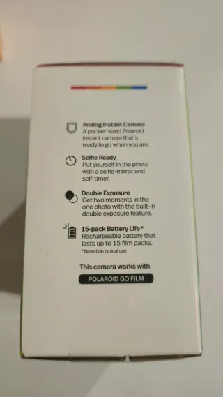 Cámara Polaroid Go + 16 fotos