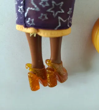 Barbie Christie Hollywood Nails 1999