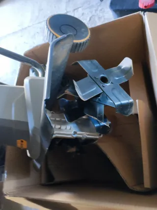 Motoazada Eléctrica Titan 1400W