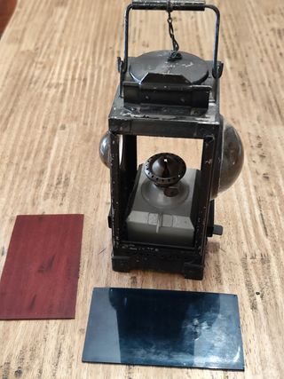 Antica lampada per segnalazione - lampada ferrovia