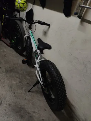 Bicicleta Fat Bike Blanca