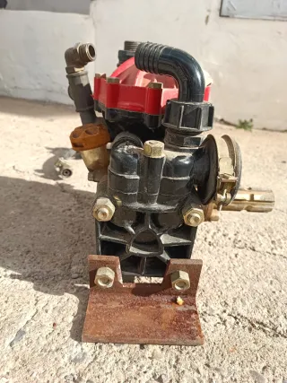 Bomba Annovi Reverberi AR 30