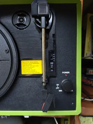 Tocadiscos Maletín Portátil Grausch RPS101 Verde