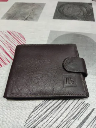 Cartera de piel sintética