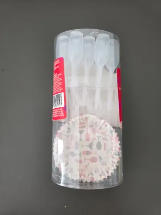 Moldes cupcakes y pipetas Wilton