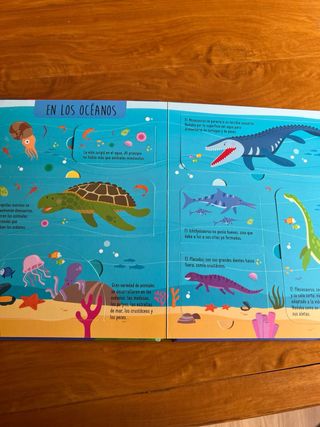 Libro infantil La Era de los dinosaurios.