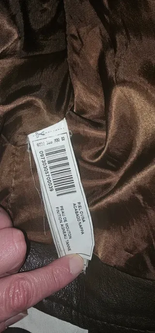 Chaqueta de piel marrón