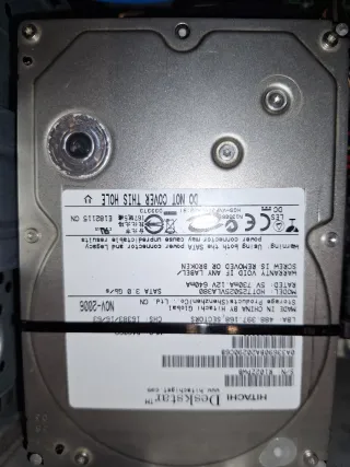 Torre PC HP Negra y Plateada