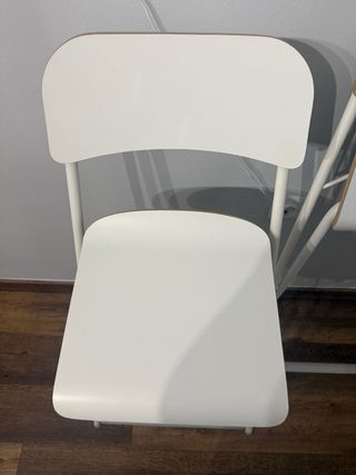 Taburetes altos blancos (2 unidades)