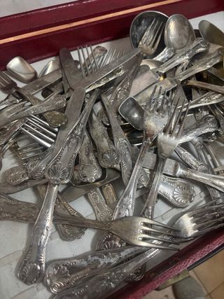 Cubiertos baño de plata