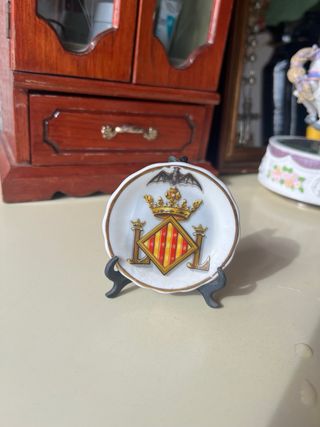 Plato decorativo escudo Valencia