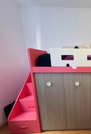 Cama alta con armarios MOBILIA