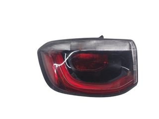 Piloto tras izq chrysler 230848 p55112683ad jeep