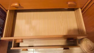 Cómoda de madera con 6 cajones