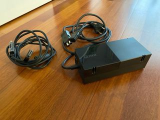 Xbox One + 2 mandos + juegos