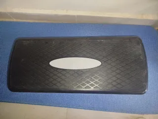 Step de ejercicio negro