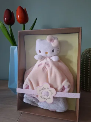 Peluche Hello Kitty Nature Dou Dou