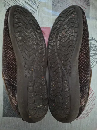 Zapatillas Gema Comfort Marrón y Negro