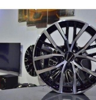 Juego de 4 Llantas 17 R Black 7 VW024