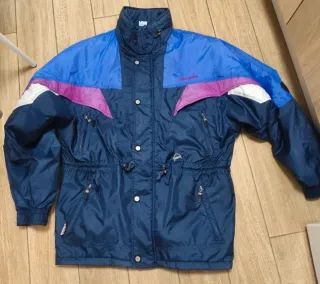 Bonito chaquetón unisex azul y morado