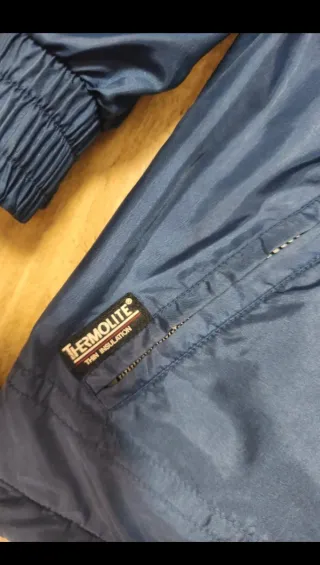 Bonito chaquetón unisex azul y morado