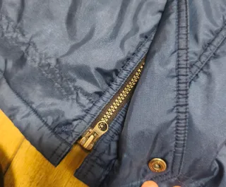 Bonito chaquetón unisex azul y morado