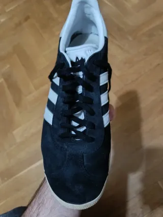 Adidas Gazelle Negras y Blancas