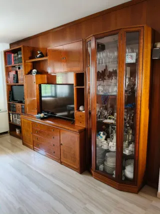 Mueble de salón comedor de madera