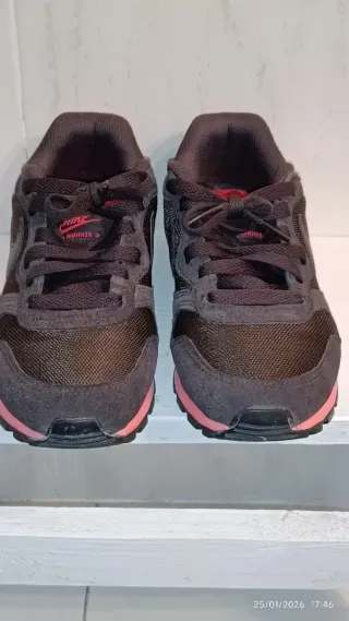 Zapatillas Nike Runner 2 Gris y negro