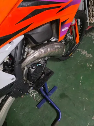 Ktm exc 300, año 2024, unico propietario, 120horas