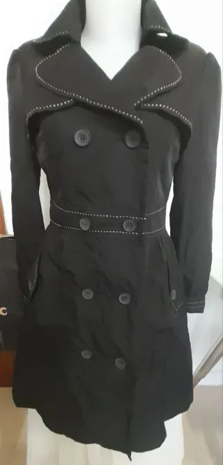 Gabardina negra mujer
