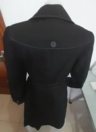 Gabardina negra mujer