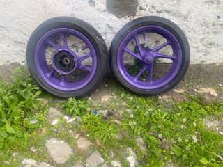 Llantas Moradas Nmax Scooter de 2020