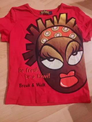 Camiseta gráfica L NUEVA