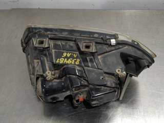 FARO DERECHO AUDI A6 AVANT (4B5) 15593000