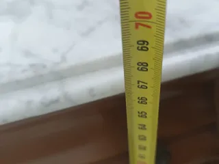 Mesitas de noche de madera y mármol