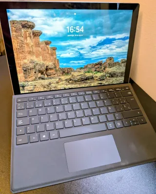 Microsoft Surface Pro 5 LTE