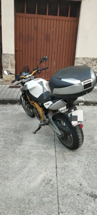Aprilia Shiver 750 A2