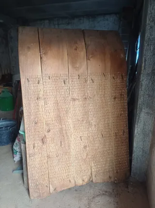 Trilla antigua de madera