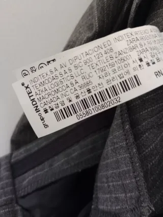 Pantalón Raya Diplomática Zara Mujer Gris