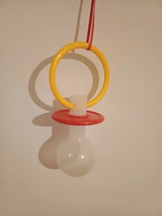 Collana con ciuccio grande