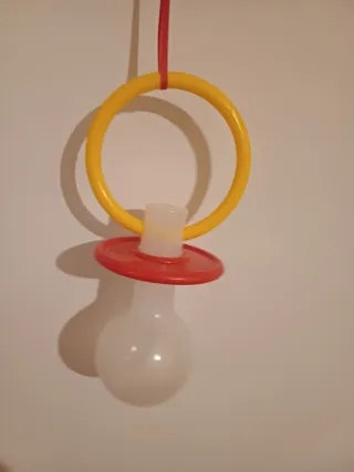 Collana con ciuccio grande