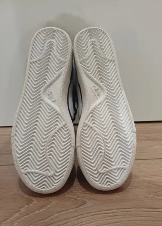 Zapatillas Nike Court Royale Negras