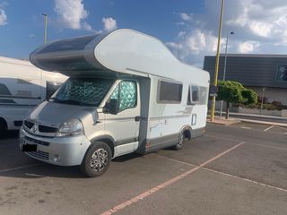 Autocaravana Knaus Capuchina Renault