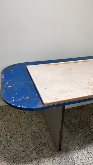Mesa de trabajo grande