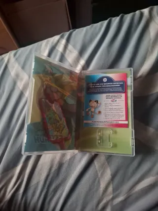 Caja Videojuego Pokémon Espada Nintendo Switch