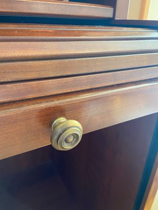 Mueble escritorio clásico madera para TV